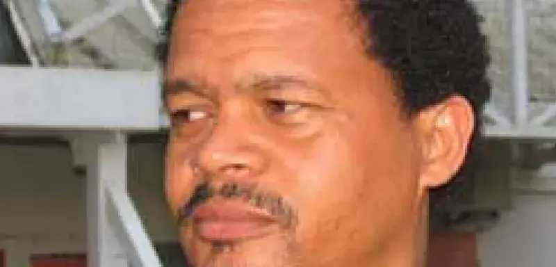19-2-2009Elie-Domota.jpg