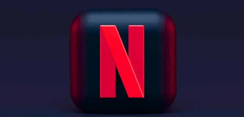 Application Netflix sur smartphone avec interface de streaming vidéo