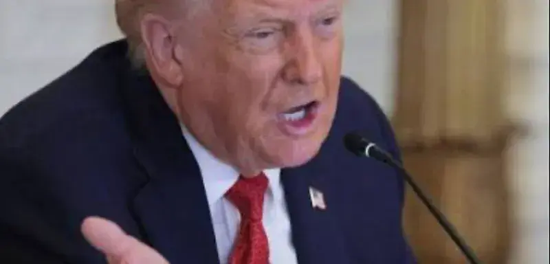 Illustration pour l'article: Trump menace la France 200% de taxes