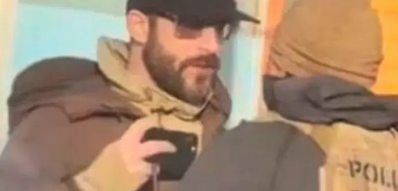 Alex Pretti, infirmier américain de 37 ans tué par des agents fédéraux à Minneapolis