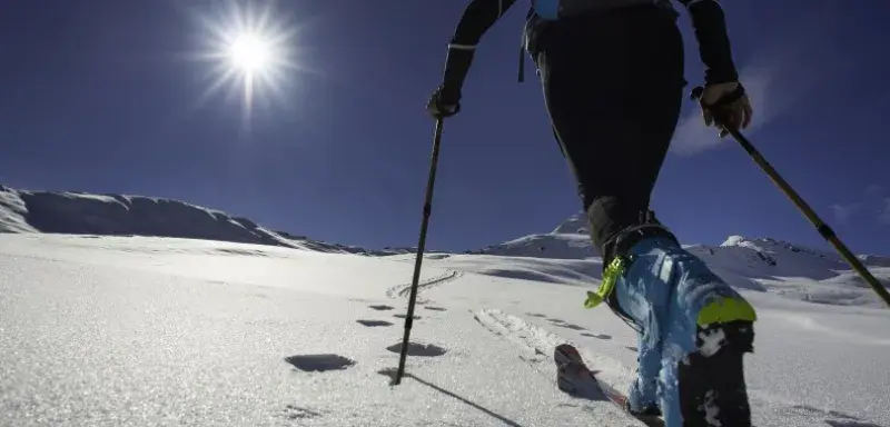 Ski de randonnée en montagne