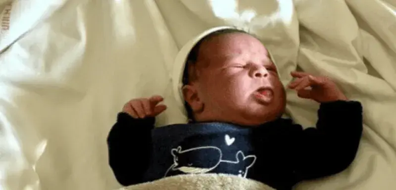 Zaïd, premier bébé de l'année 2026 à Avignon, victime de cyberharcèlement raciste en ligne