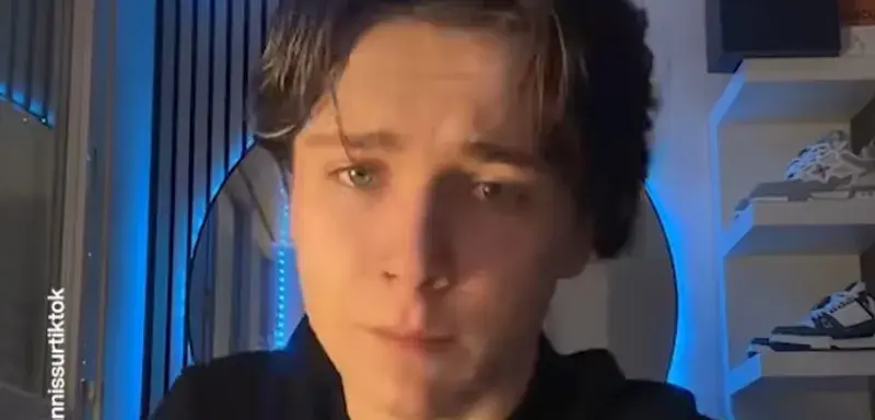 Illustration pour l'article: Un ado de 15 se fait convoquer par la police après une conversation avec chatgpt