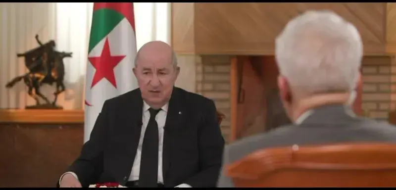Le président algérien Abdelmadjid Tebboune lors de son entrevue périodique avec la presse nationale