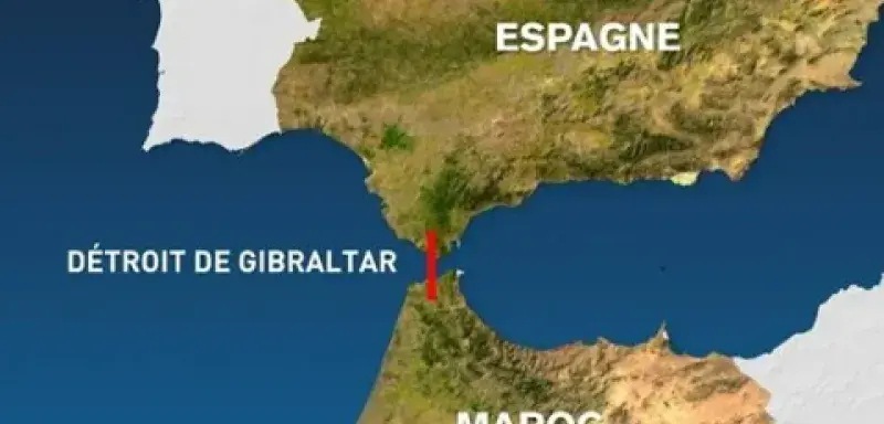 Ferry dans le détroit de Gibraltar lors d'une tempête