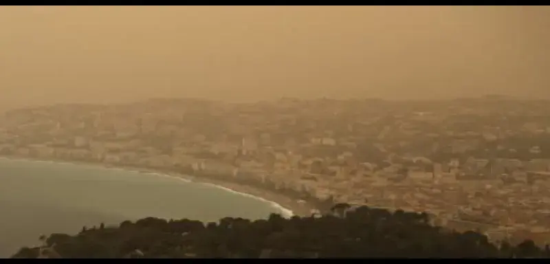 Illustration pour l'article: La france traversée par un nuage de sable, il est plus dangereux qu'il n en a l 'air