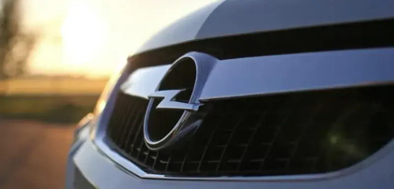 Airbag de voiture Opel concerné par le rappel Takata en Algérie