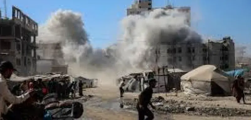  Dans la nuit de mardi à mercredi, Israël a de nouveau frappé Gaza. Au moins 91 morts, dont 24 enfants
