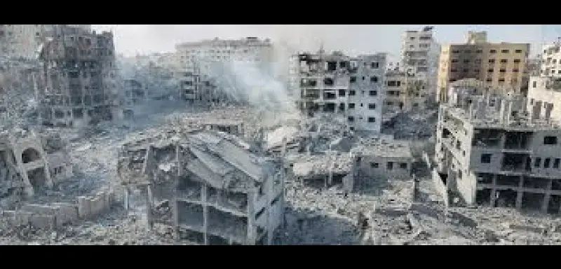 Une étude publiée dans The Lancet révèle que le nombre réel de morts à Gaza a été sous-estimé d’au moins 30 %, éclairant l’ampleur d’une tragédie encore méconnue.