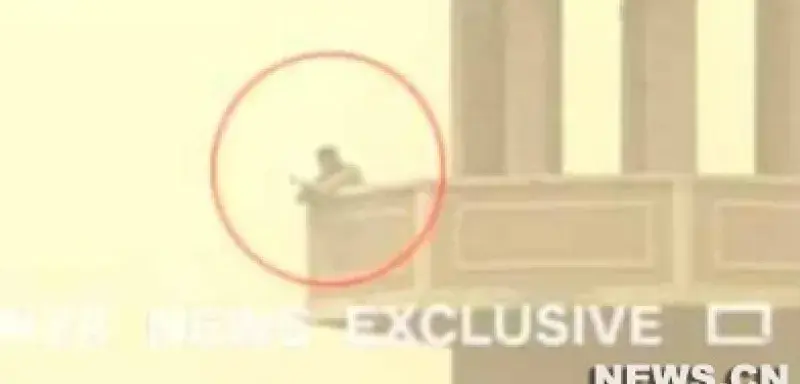 attaquesmosqueeslahore.jpg