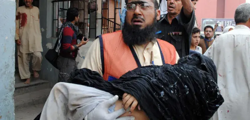 attentatmosquepakistan.jpg