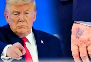 Donald Trump lors de la signature du Conseil de la paix au Forum économique mondial de Davos