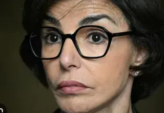 Rachida Dati, ministre de la Culture, lors d une conférence de presse à Paris