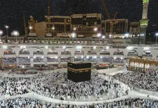 Vue de la Kaaba et de l'esplanade de prière à La Mecque