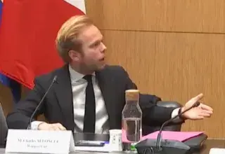 Hémicycle de l'Assemblée nationale française lors d'une commission d'enquête parlementaire