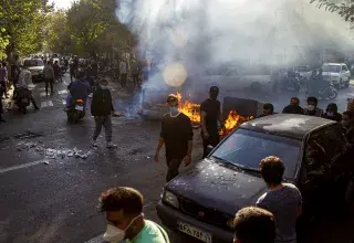 Lundi 12 janvier 2026, la répression sanglante des manifestations en Iran relance l'appel à une révolution interne, loin de toute ingérence étrangère.Lundi 12 janvier 2026, la répression sanglante des manifestations en Iran relance l'appel à une révolution interne, loin de toute ingérence étrangère.