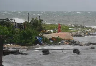 Classé en catégorie 5, Melissa a soufflé des vents approchant 295 km/h et charrié des pluies diluviennes pendant des heures