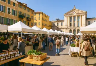 un événement réunissant créateurs, artisans, producteurs locaux et associations dans le cadre chaleureux de la Place du Palais de Justice