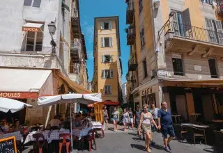 À l’approche de l’hiver, Nice se transforme en vitrine gourmande.