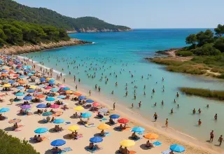 La région Méditerranéenne, très fréquentée par les touristes, agit pour rendre son modèle plus "vert".