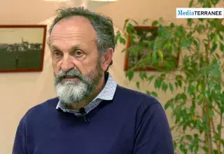 Christophe Durand, maire de Mireval, remercie les élus et citoyens de la commune pour leur soutien aux réfugiés de la route lors de l'épisode neigeux de février-mars 2018. (© Eric Galland/Médiaterranée)