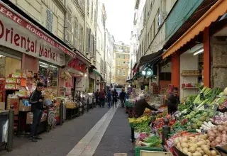 Noailles n’est pas seulement un marché : c’est un territoire où s’échangent des savoir-faire et des mémoires