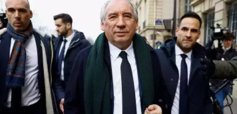 France : la droite durcit ses conditions pour son entrée au gouvernement Bayrou