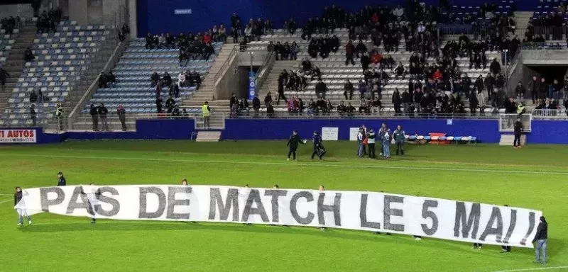 « Pas de match le 5 mai », le message est clair, largement compréhensible et très partagé, à l'aube du 21ème anniversaire de la catastrophe de Furiani. (© Spiritu-Turchinu.com)