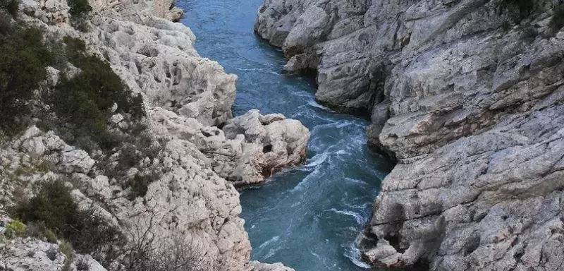 Le jeune réunionnais avait été emporté par un tourbillon sous l’œil de ses trois amis, après avoir effectué un saut dans le fleuve l'Hérault. (© Thierry Pons/SDIS 34)