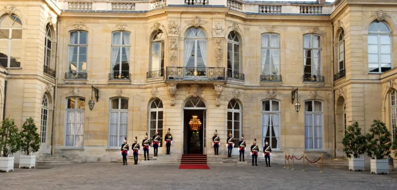 Les deux amis ont déjeuné ensemble à l’Hôtel de Matignon, à Paris. (DR)