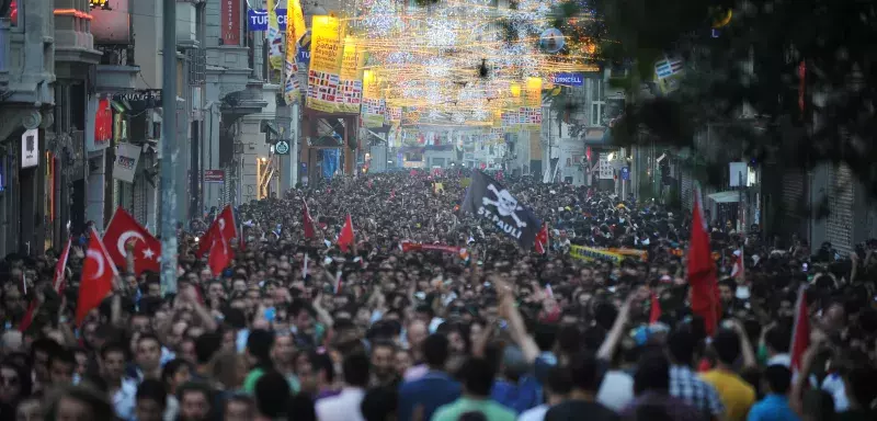 de vastes rassemblements à Istambul (Xinhua)