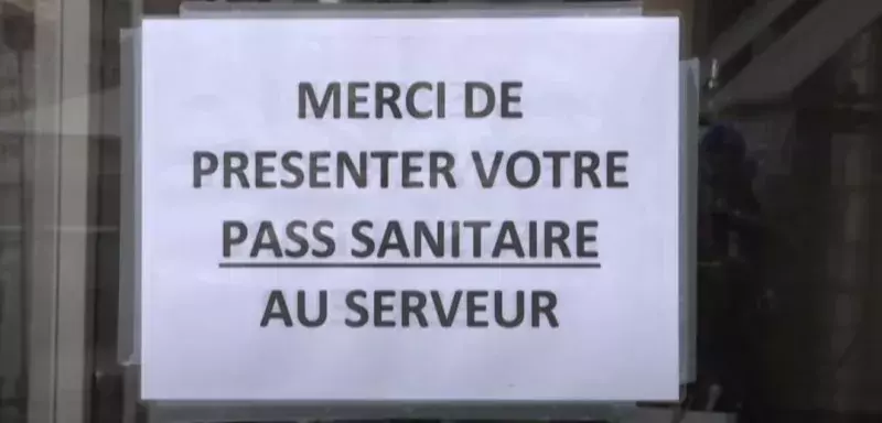 L'Assemblée nationale a voté le projet de loi de "vigilance sanitaire" voulu par le gouvernement, à 118 voix pour et 89 contre.