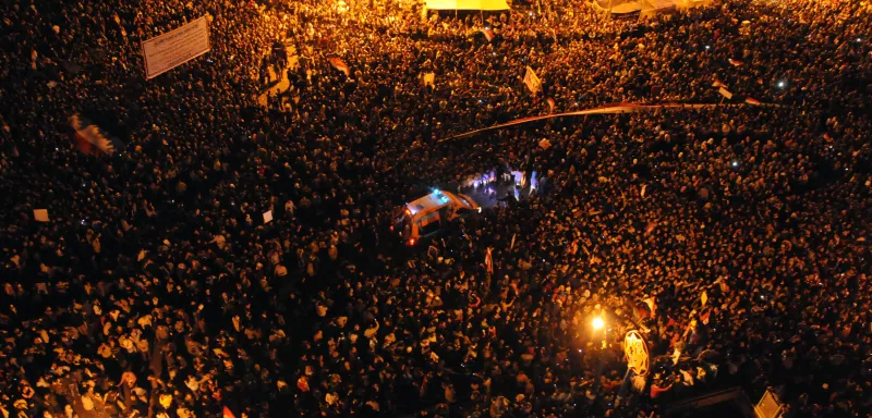 Place Tahrir au Caire: les manifestants ne se démobilisent pas (Xinhua)