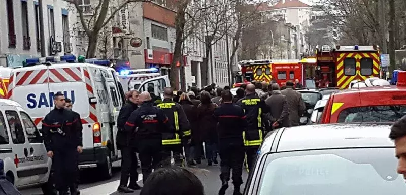 une policière a été tuée et un agent de voirie grièvement blessé... (© Ludovic P.)