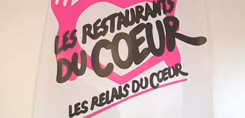 Après avoir fêté le 30ème anniversaire de sa création en 2015, les Restos du cœur ont lancé leur nouvelle campagne hier. (Capture d’écran) 