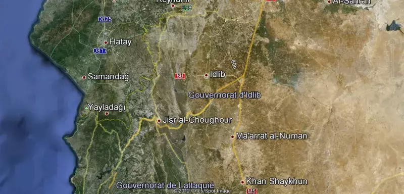 dans le Nord-Ouest, les insurgés seraient en position de force sur les hauteurs et s’approcheraient progressivement de Lattaquié, principale ville côtière...