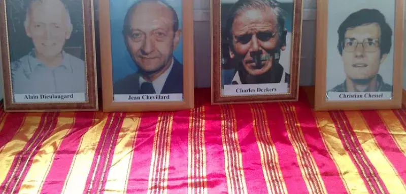 lâchement assassinés le 27 décembre 1994 devant leur chapelle... (DR)