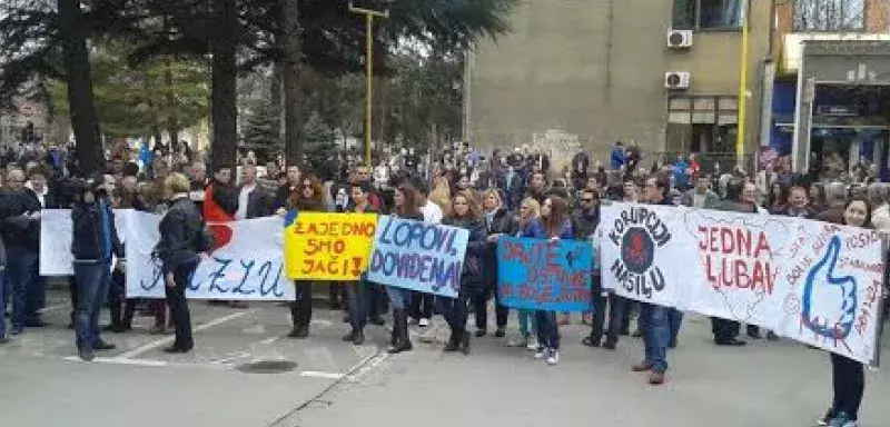 Toutes les villes en majorité bosniaques sont dans le mouvement du parti de Tuzla, contre le chômage et la corruption.