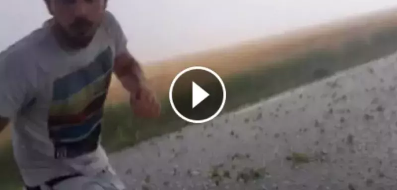 Les passionnés de météo se sont retrouvés au cœur d'un ''incroyable orage de grêle'' dans le Gard. (Capture d'écran)