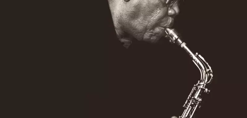 Mort du célèbre saxophoniste Manu Dibango. Il a succombé au coronavirus après avoir été contaminé il y a une semaine