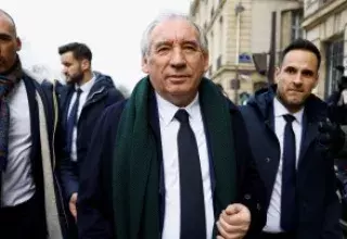 France : la droite durcit ses conditions pour son entrée au gouvernement Bayrou