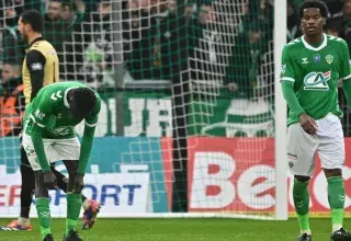 L’AS Saint-Etienne s’effondre face à l’OM par 4 à 0