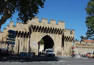 Les remparts de la ville d'Avignon. (DR)