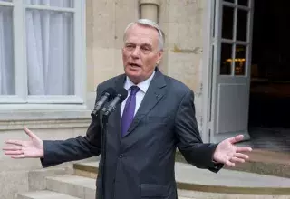 Jean-Marc Ayrault avait aujourd'hui invité Hélène Mandroux à une entrevue (Photo d'archives © Benoit Granier/Matignon) 