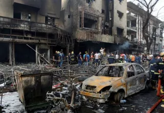 selon l’AFP, l'attaque a frappé avant l'aube une rue bondée du quartier commerçant de Karrada, où de nombreux habitants faisaient leurs courses avant les fêtes de l’Aïd, prévues en début de semaine prochaine... (DR°