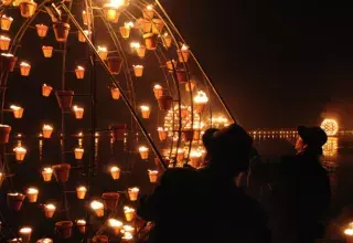 La compagnie Carabosse est spécialisée dans les installations spectaculaires à base de jeux de feux grandioses. (Capture d’écran, Compagnie Carabosse)  