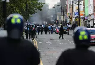 Scènes d'émeutes au centre de Londres (Photo: Xinhua)