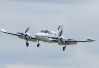 Quatre personnes ont perdu la vie, mardi matin, dans le crash d'un avion de tourisme près de l'aéroport de Lyon-Bron. 