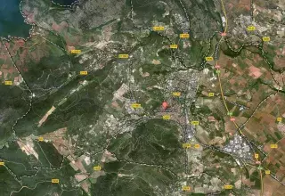 L'enfant de 11 ans avait été retrouvé vendredi par sa mère, pendu à son lit mezzanine, à Clermont-l'Hérault, près de Montpellier. (© Google Maps)