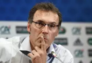 Laurent Blanc quitte les Bleus.